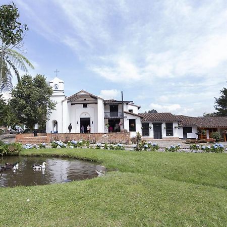 Club Campestre Hacienda Fizebad Hotell El Retiro  Eksteriør bilde