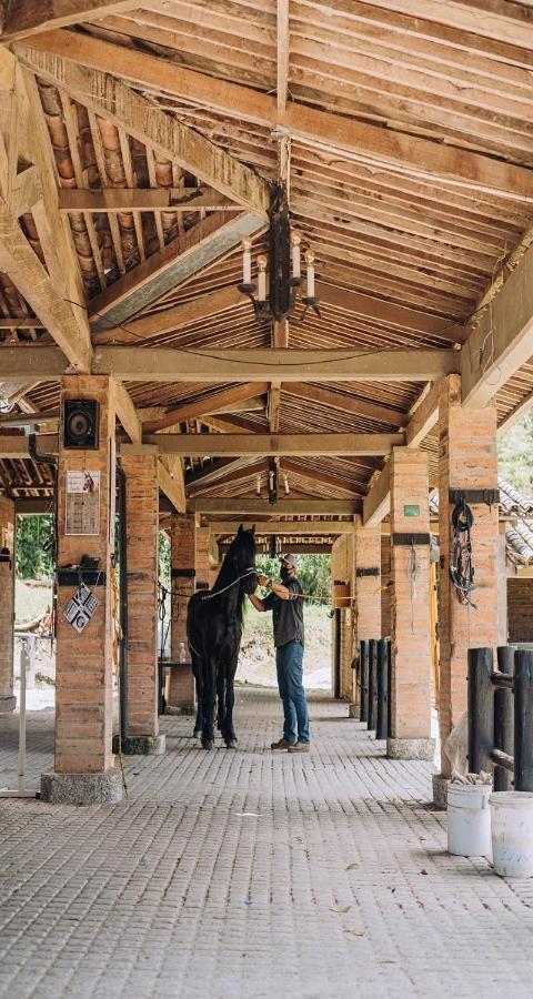 Club Campestre Hacienda Fizebad Hotell El Retiro  Eksteriør bilde